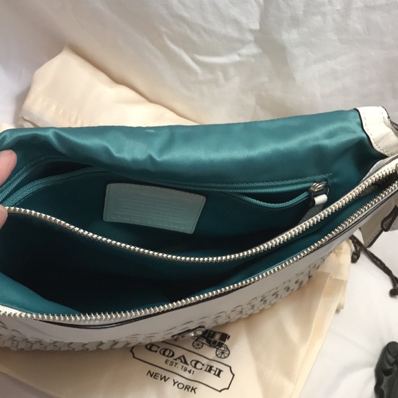 Coach Basket Weave Leather Hobo - White - Picture 5 of 6